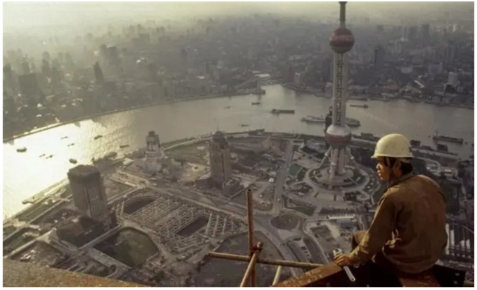 天海集团，像极了90年代的中国 