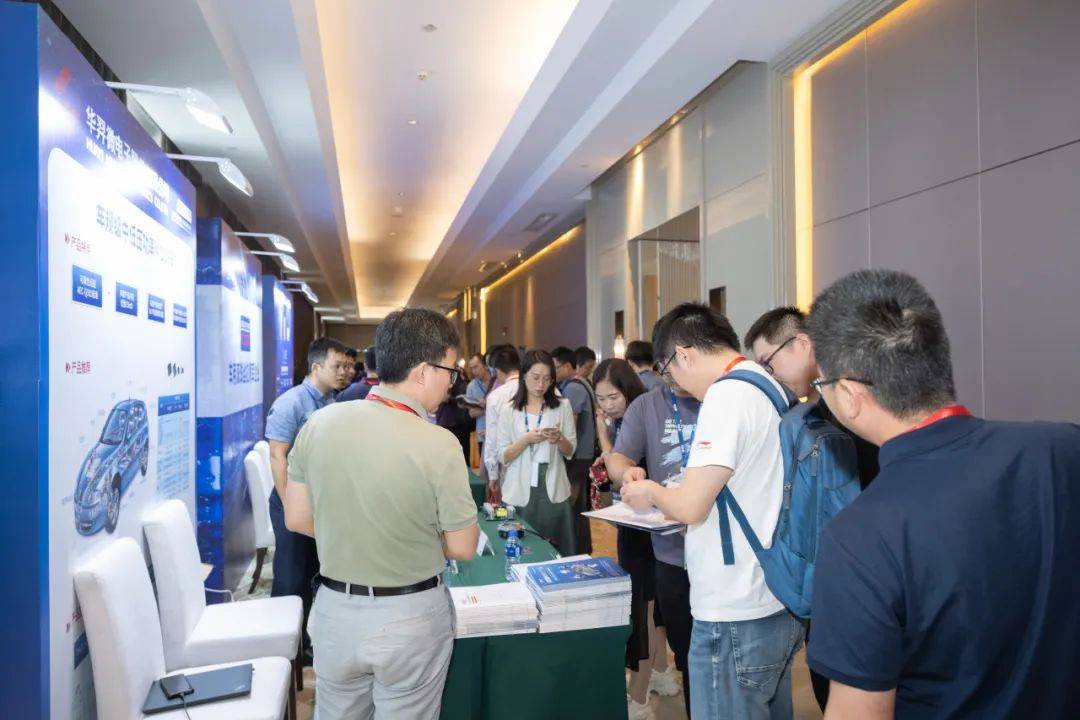 80eea752f6574e23af376f8fa1139895.jpeg 80eea752f6574e23af376f8fa1139895.jpeg