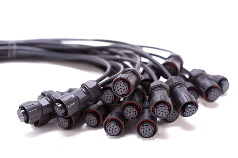 机箱外通讯线束-壹连科技