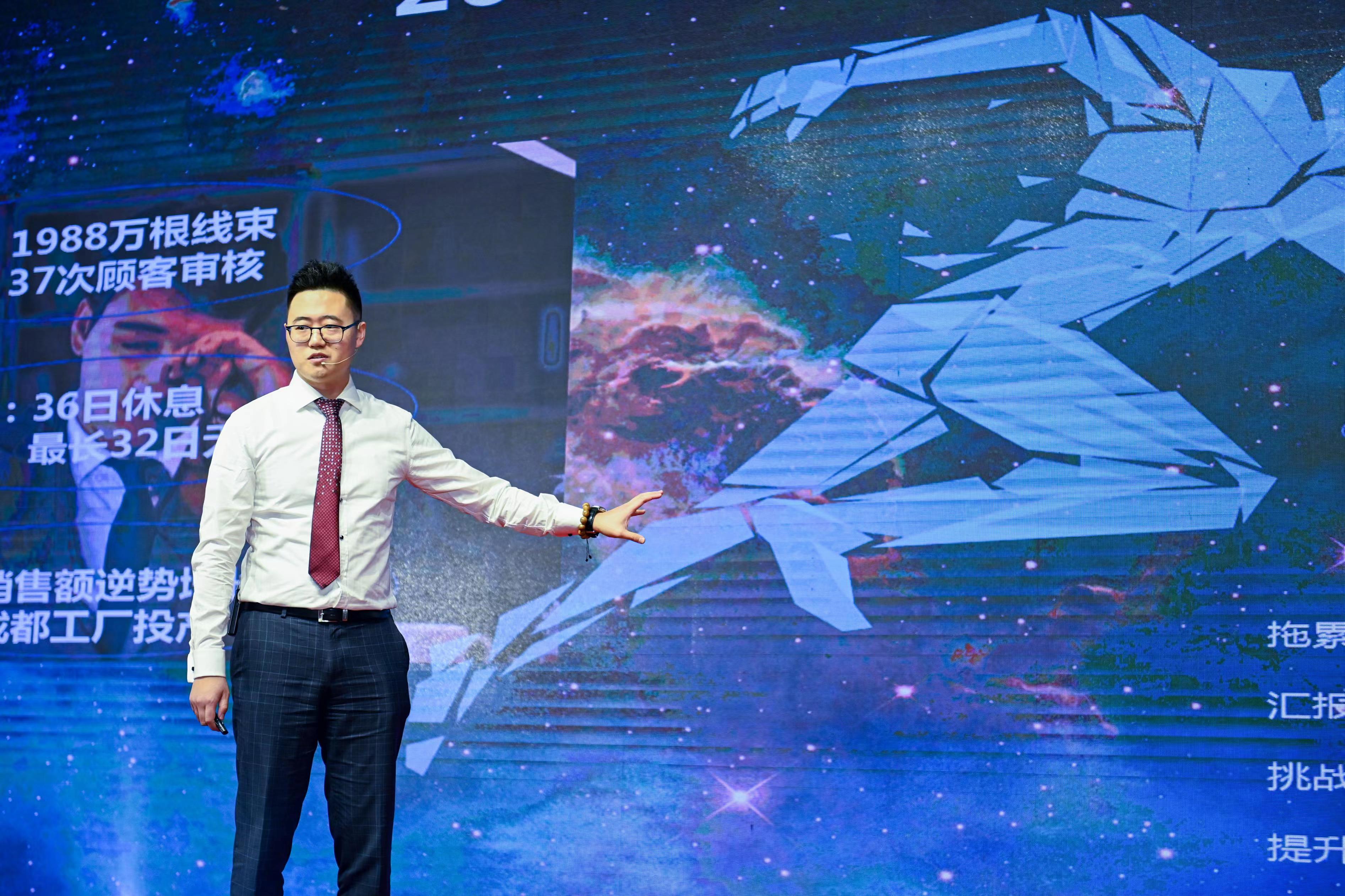 王超：不出众，则出局