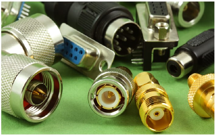 全球连接器公司区域，细分领域销售额前10排名（2020年）