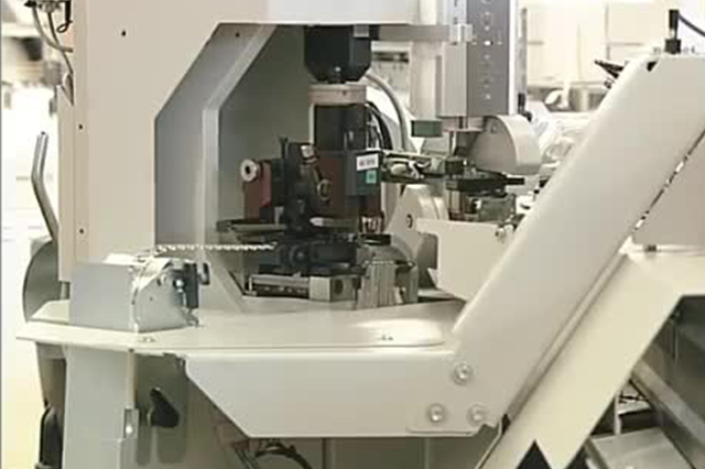 Komax Wire Application-Seal over Terminal