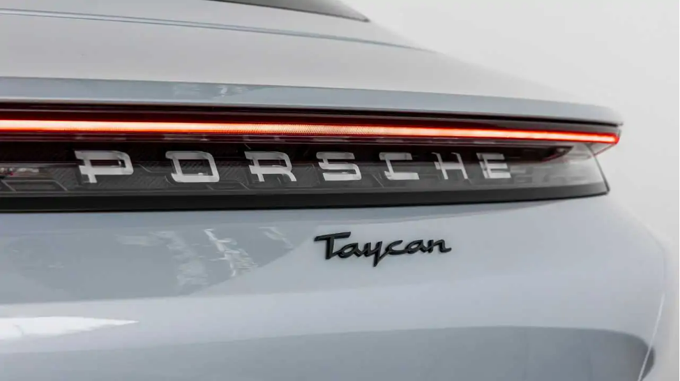 资讯|保时捷召回超过40,000 辆Taycan