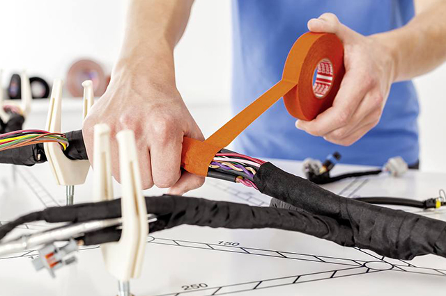 浅谈新能源汽车线束应用布置