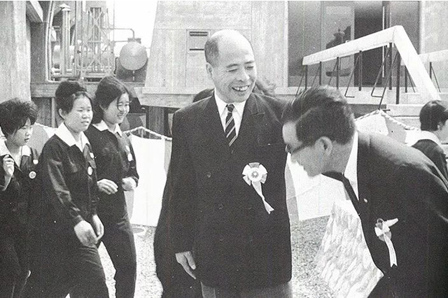 矢崎的诞生史-鸡蛋孵化出的小鸡