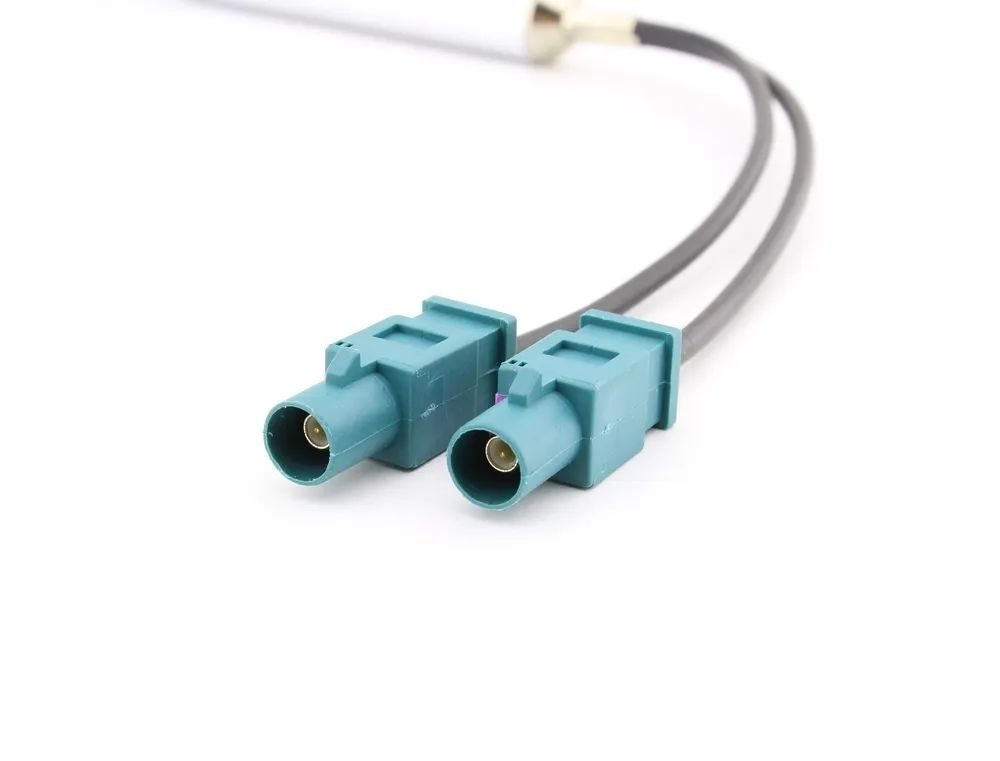 最新 ISO 19642-11 车用同轴电缆标准适应 mini Fakra 连接器